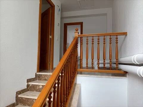 Habitación 240 m², La Almunia de Doña Godina