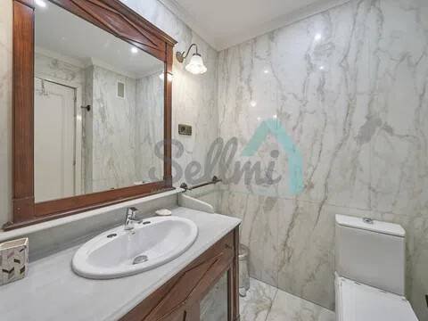 Wohnung 142 m² in Oviedo