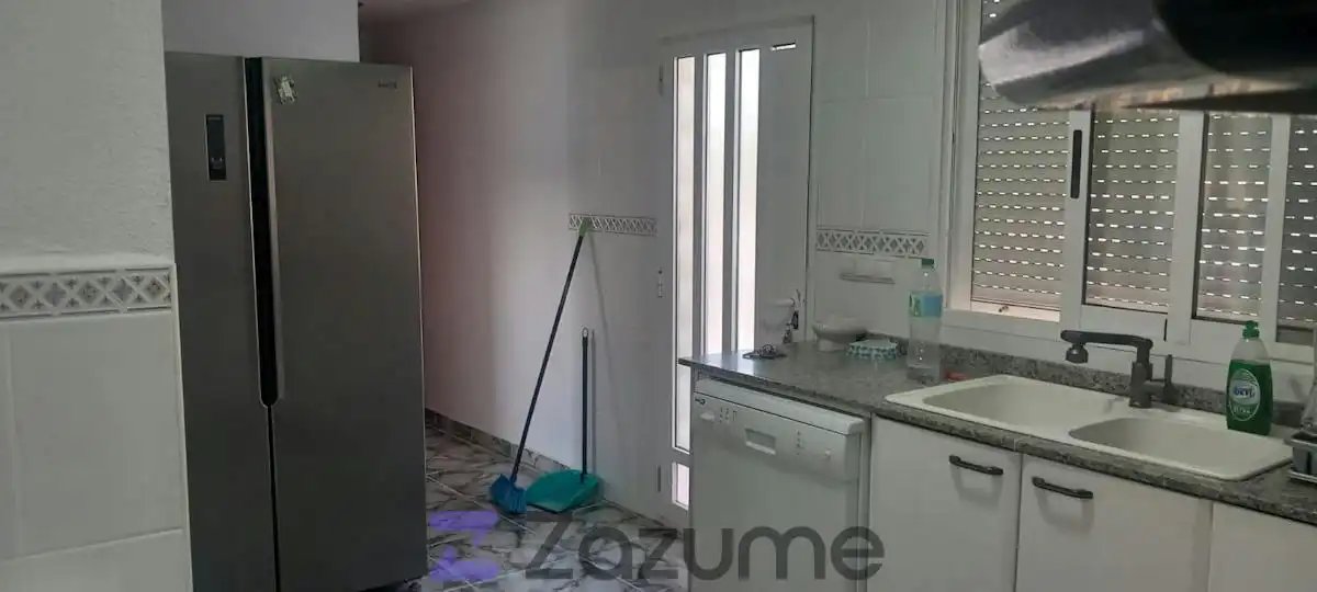 Casa de 320 m² en Manises