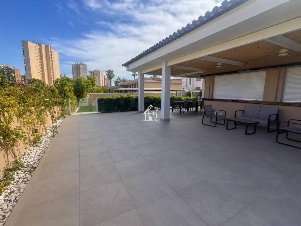 Casa 400 m² a Orihuela