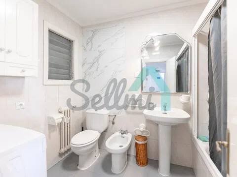 Piso de 54 m² en Castrillón