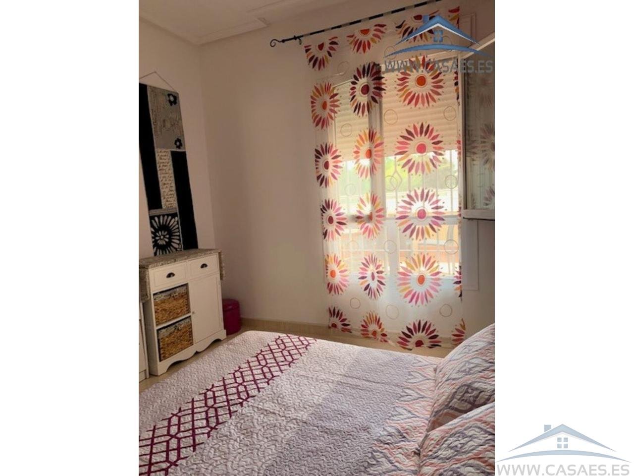 Piso de 80 m² en Roquetas de Mar