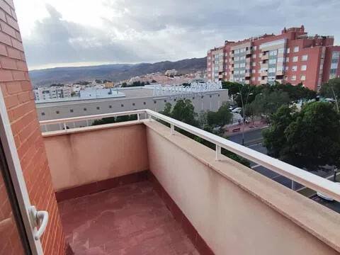 Piso de 110 m² en Almería