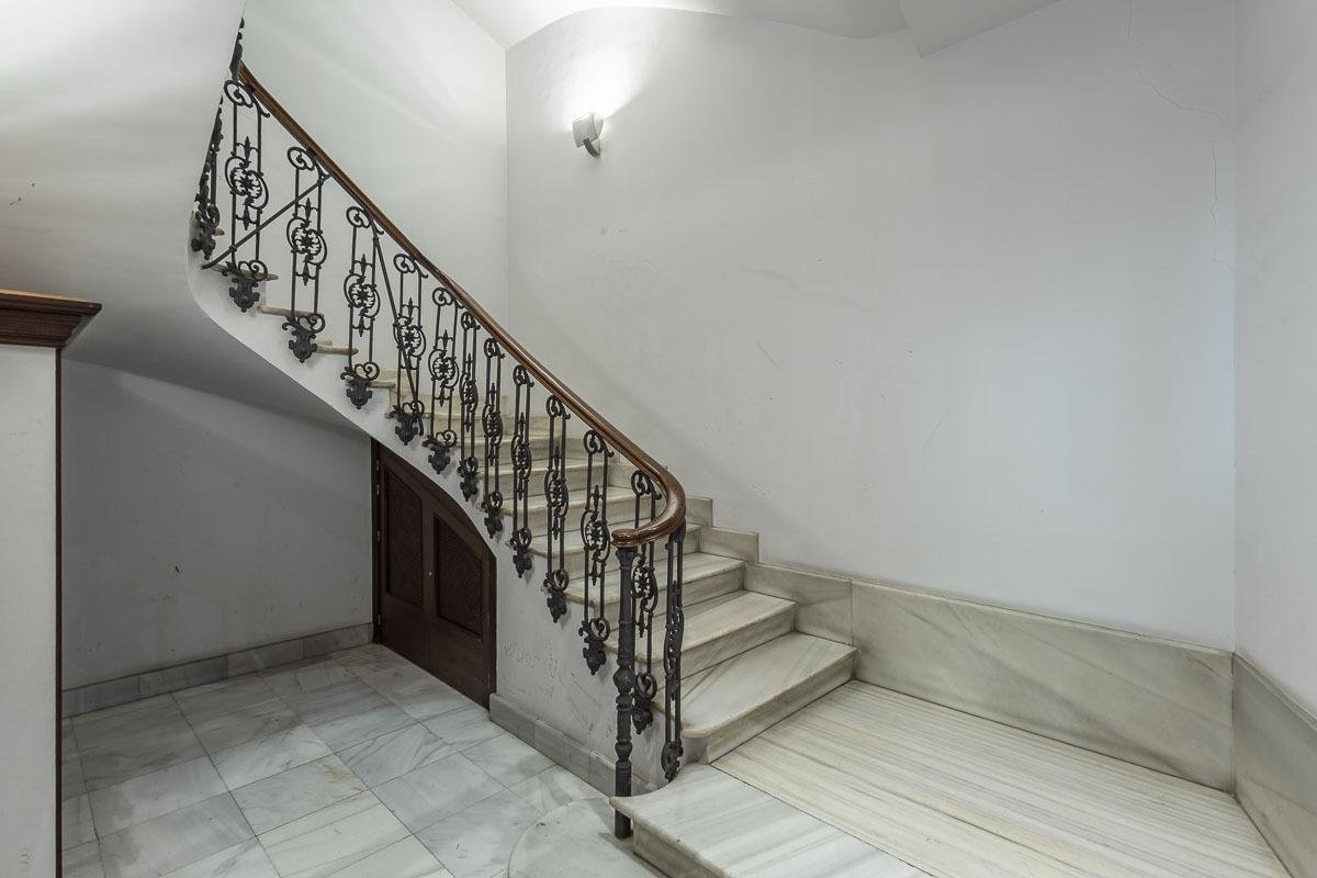 Piso de 140 m² en Granada