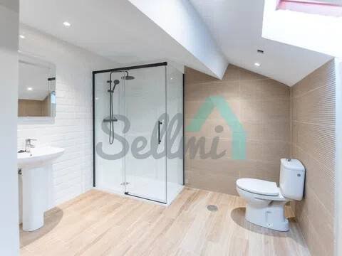 Casa de 345 m² en Gijón