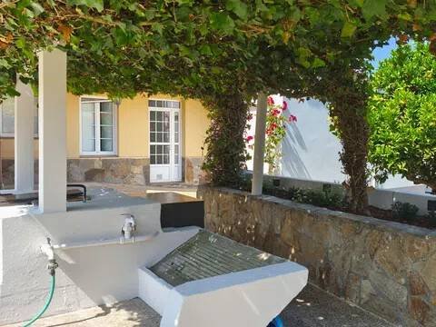 Casa de 280 m² en Oleiros
