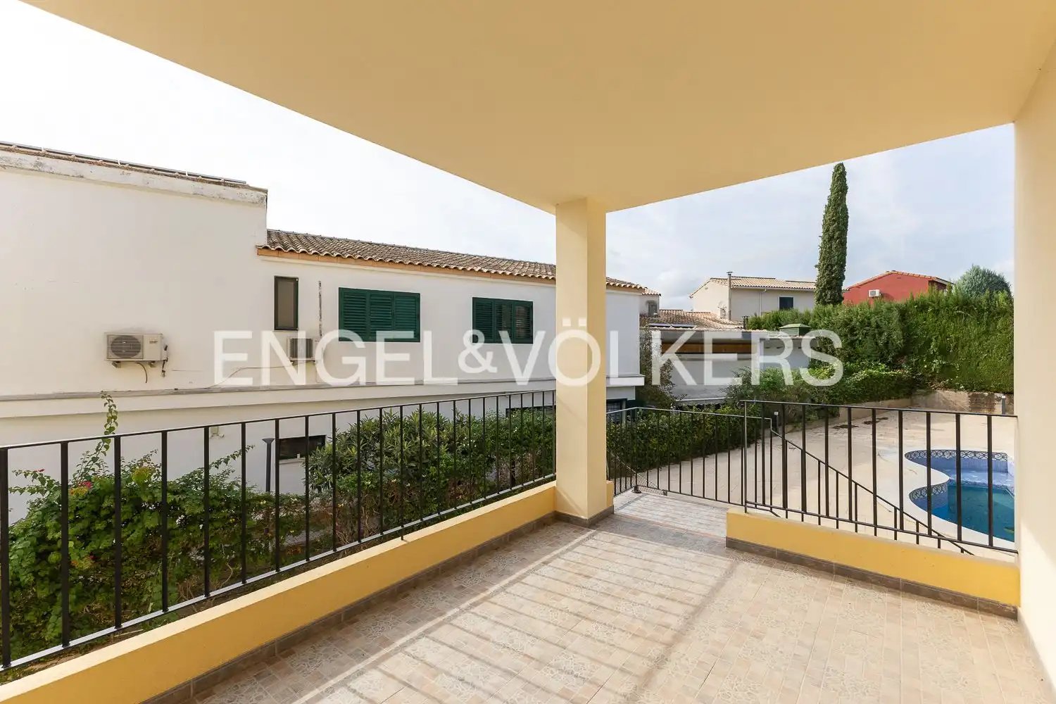 Casa de 250 m² a Riba-roja de Túria