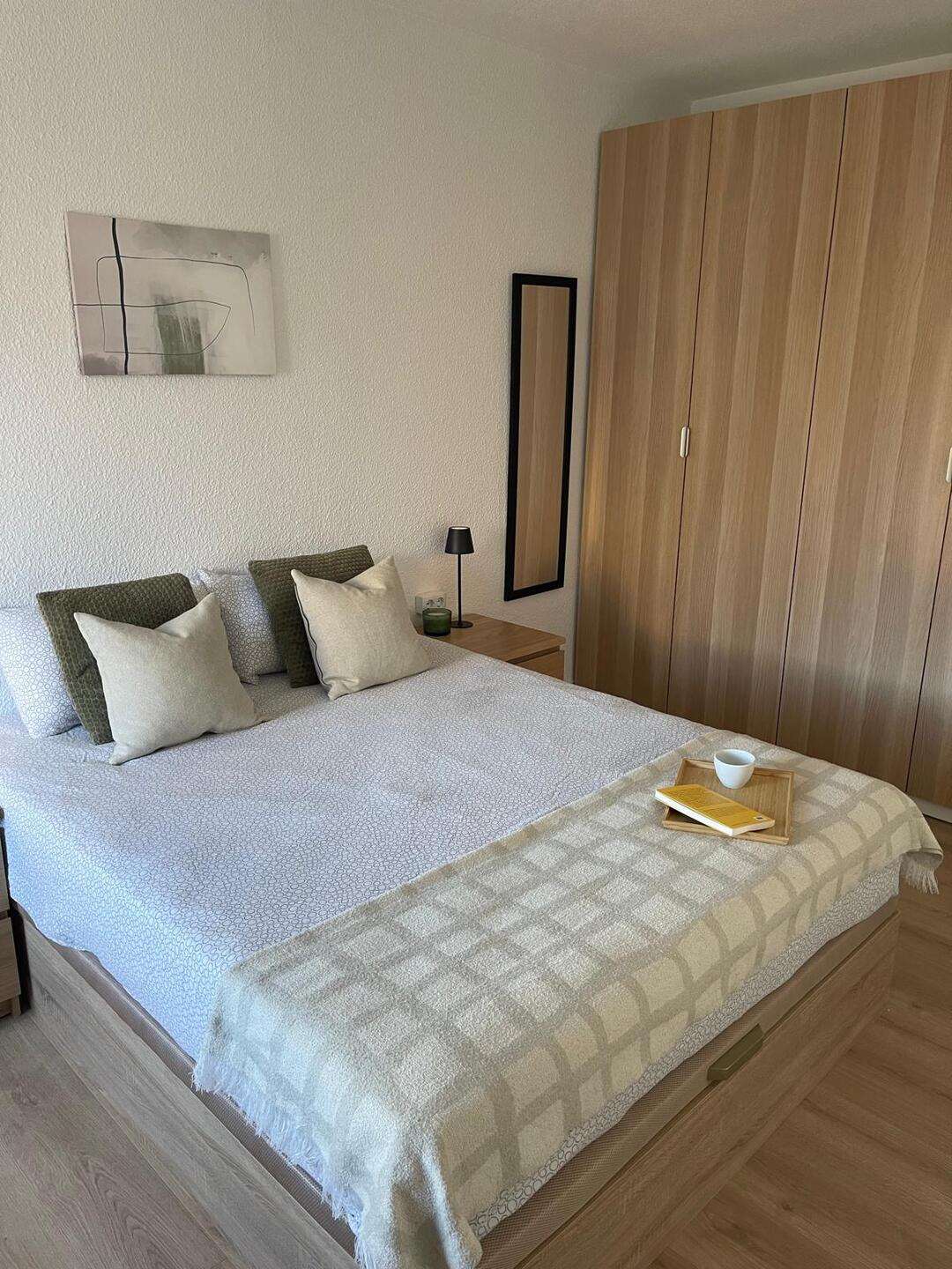 Habitación 143 m², Alicante