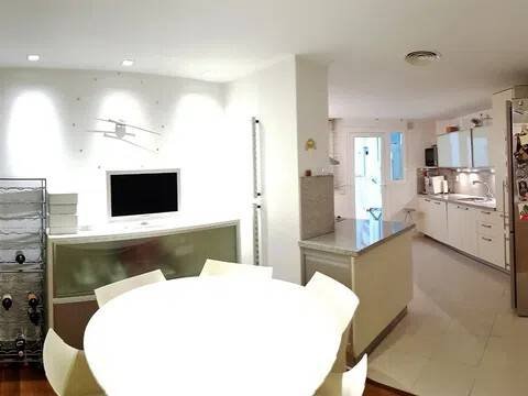 Appartamento 212 m² a Valencia