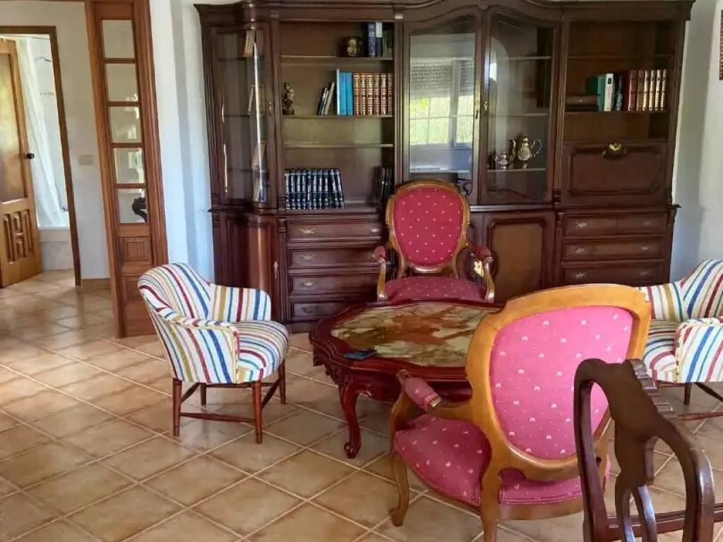 House 300 m² in Cangas de Morrazo