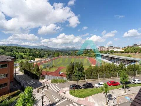 Piso de 104 m² en Oviedo
