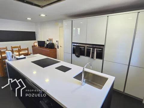 Maison 370 m² à Pozuelo de Alarcón