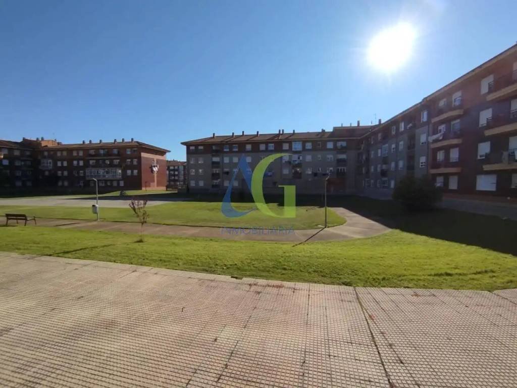 Piso de 50 m² en Villaquilambre