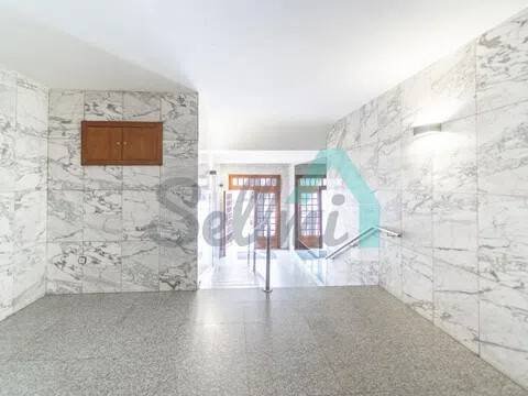 Piso de 107 m² en Oviedo