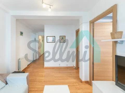 Pis de 85 m² a Oviedo