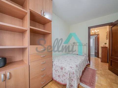 Piso de 90 m² en Oviedo
