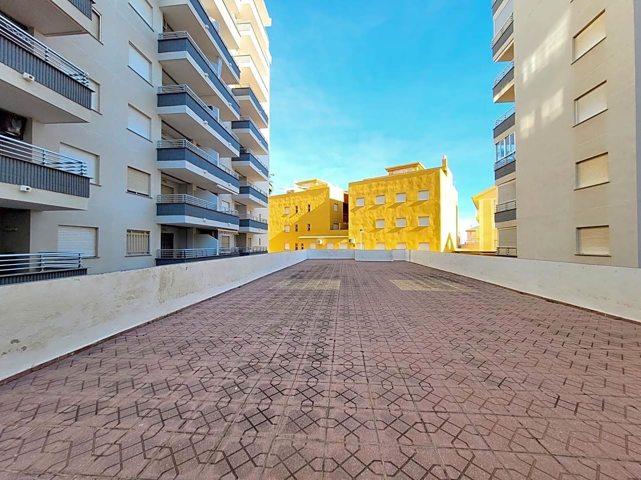 Wohnung 75 m² in Miramar