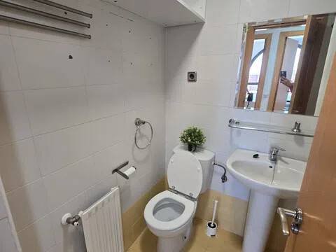 Habitació 100 m², Parla