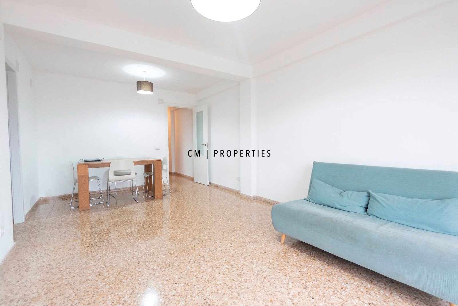 Wohnung 97 m² in Valencia