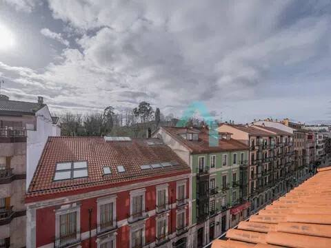 Piso de 69 m² en Oviedo