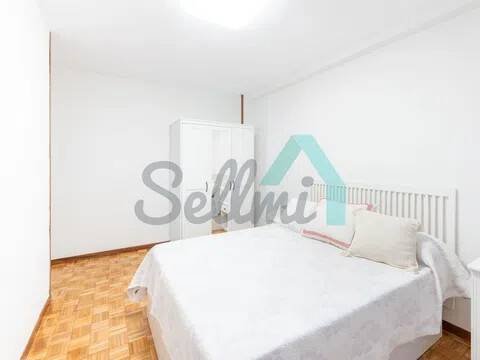 Appartamento 102 m² a Oviedo