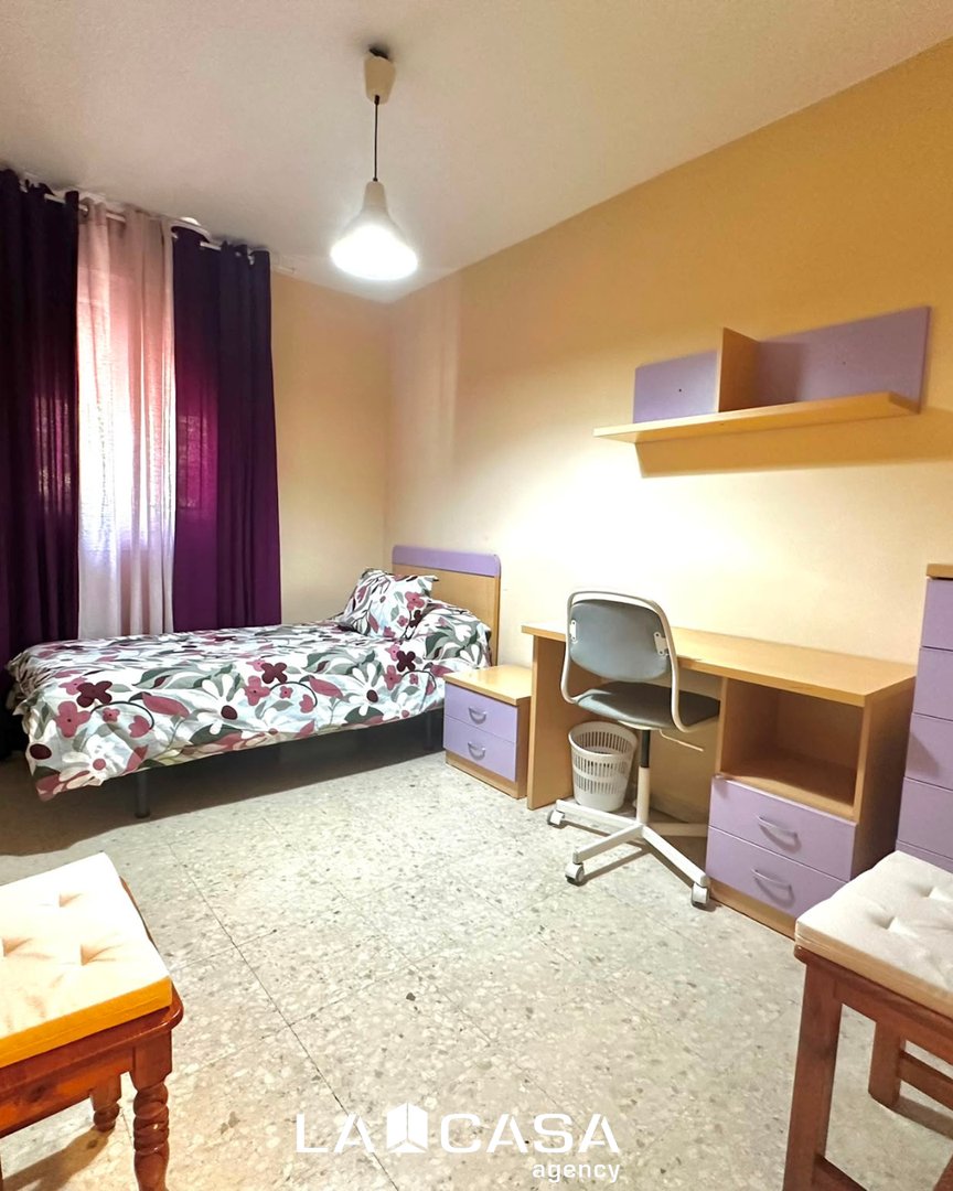Piso de 95 m² en Sevilla