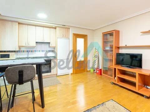 Piso de 48 m² en Oviedo