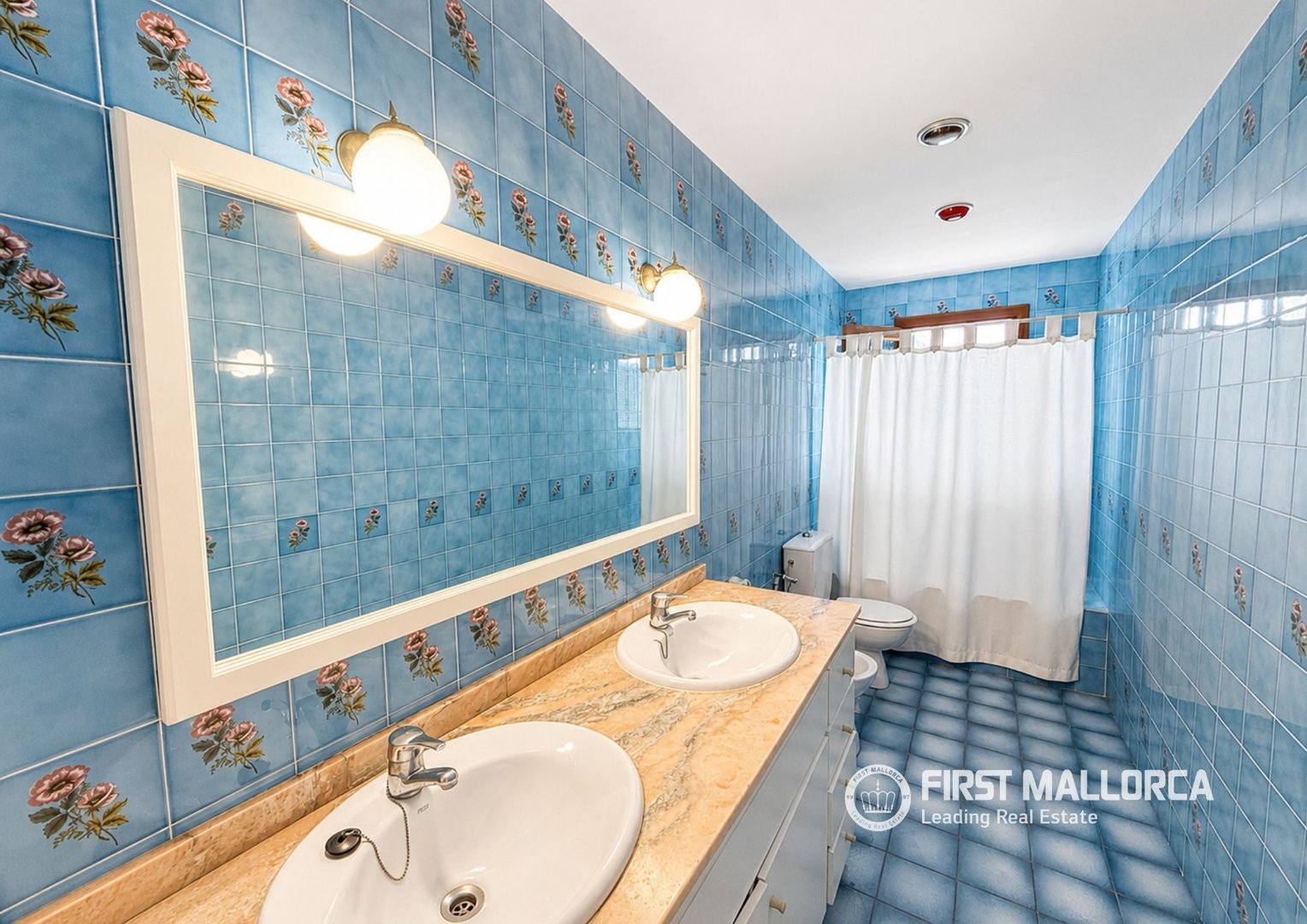 Casa de 303 m² en Muro