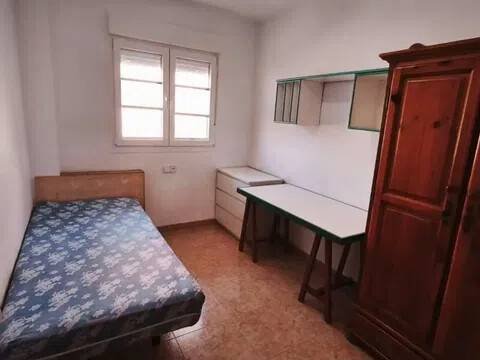 Piso de 81 m² en Almería