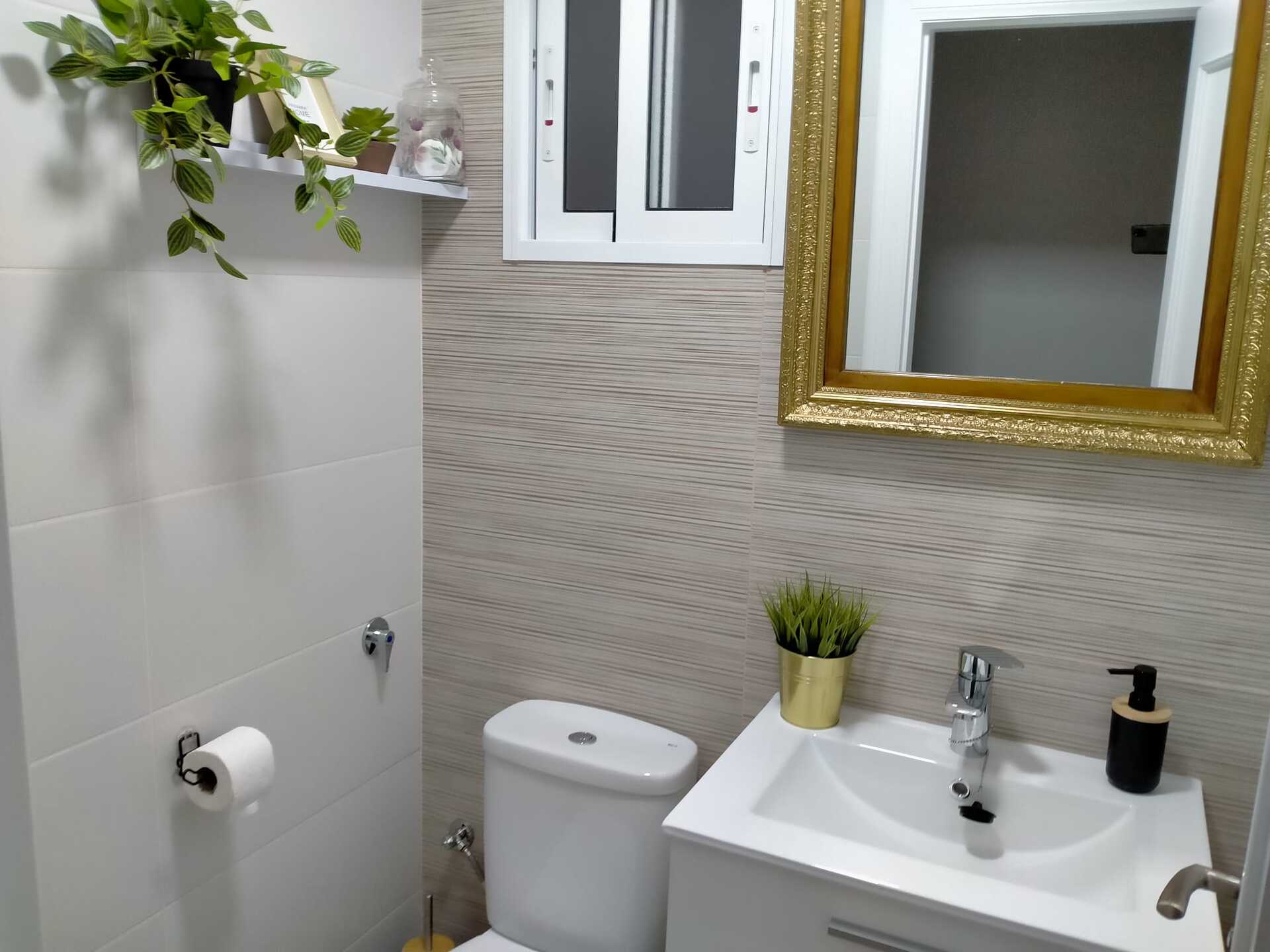 Habitación 130 m², Elche
