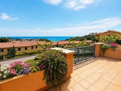 Wohnung 250 m² in Sant Feliu de Guíxols