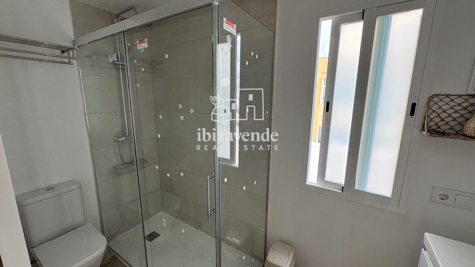 Квартира 100 м² в Eivissa