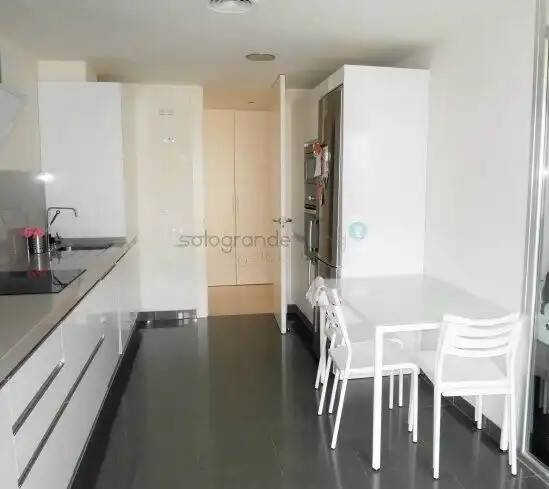 Piso de 197 m² en Manilva