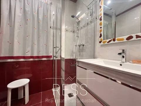 Piso de 90 m² en San Sebastián
