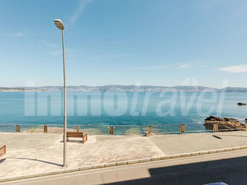 Piso de 100 m² en Sanxenxo