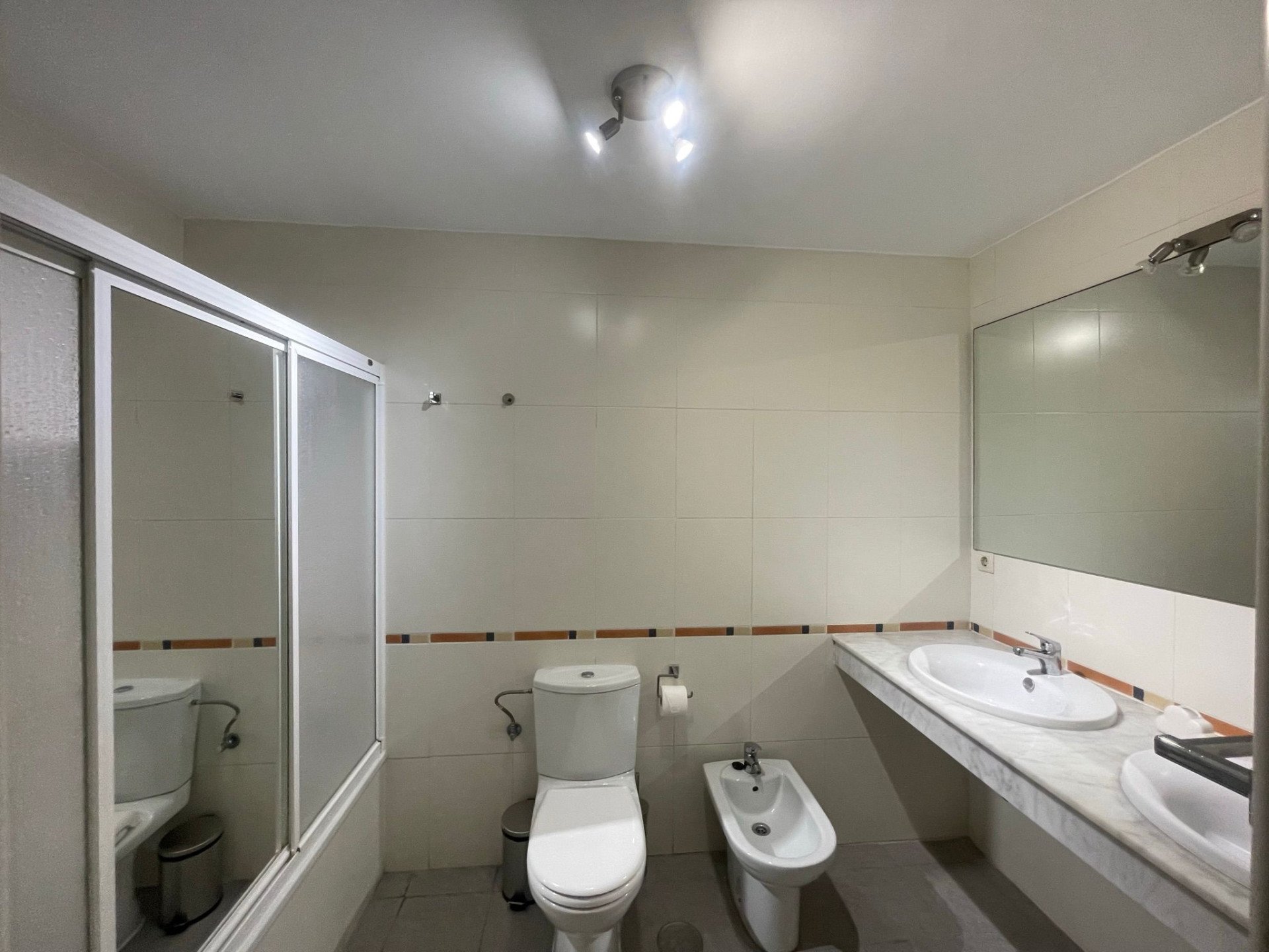 Wohnung 100 m² in Estepona