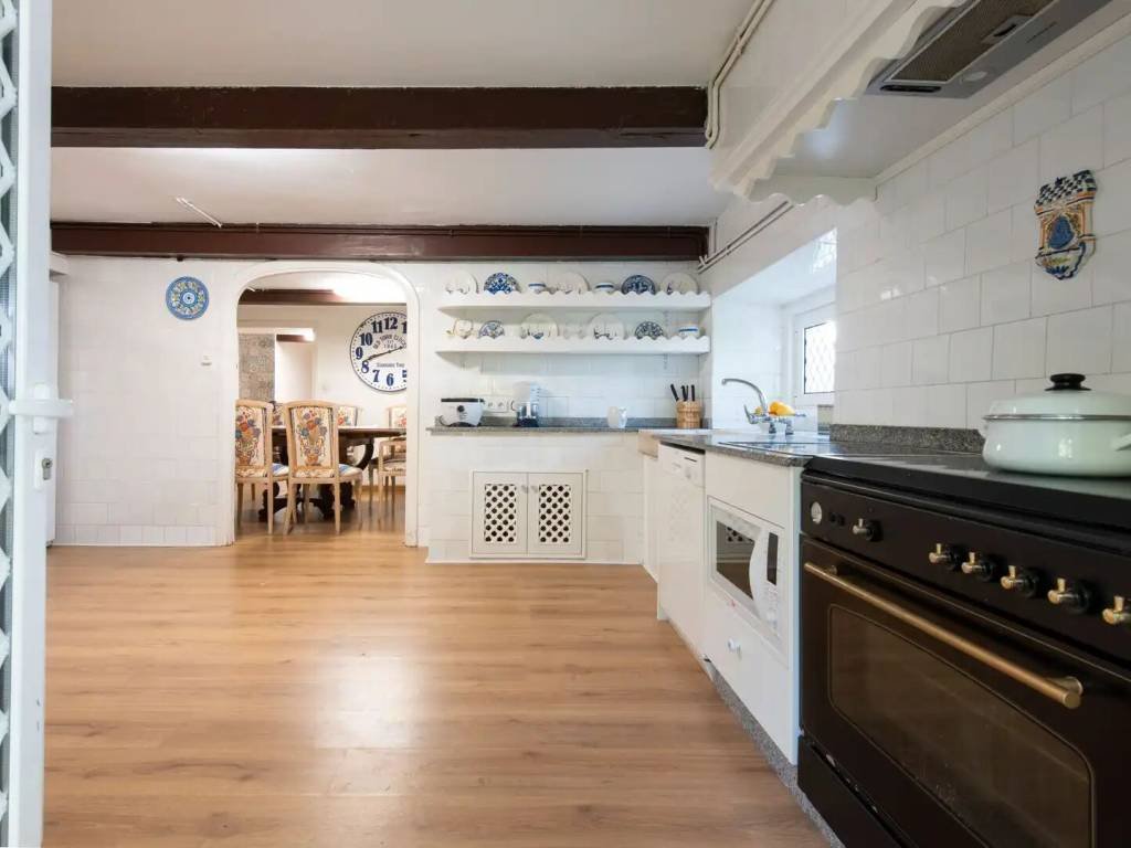 Casa de 400 m² en Redondela