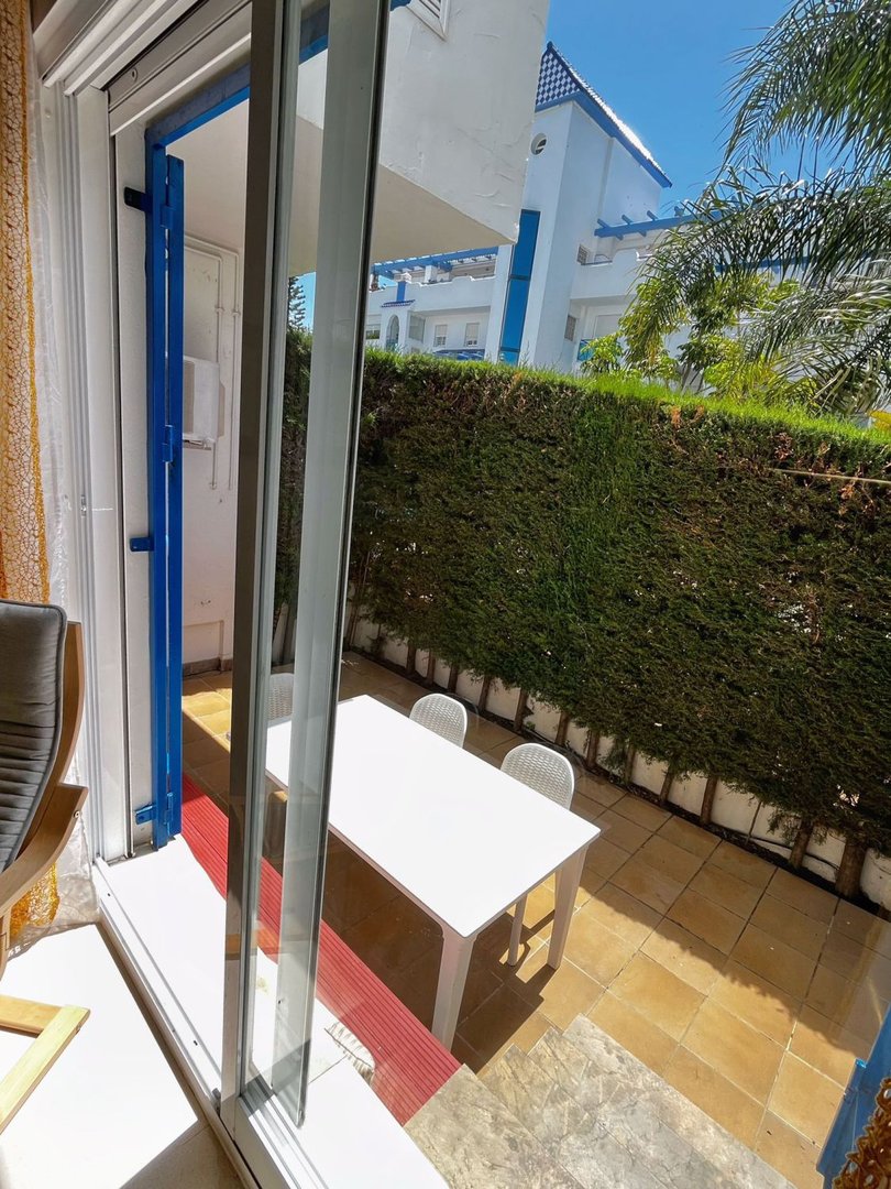 Piso de 50 m² en Rota