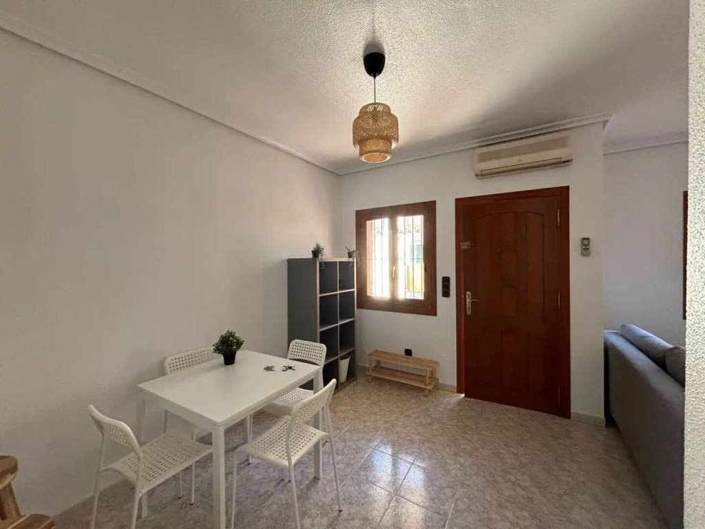 Piso de 80 m² en Orihuela