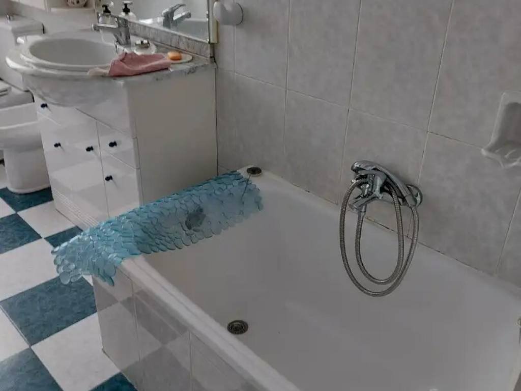 Wohnung 85 m² in Santiago de Compostela