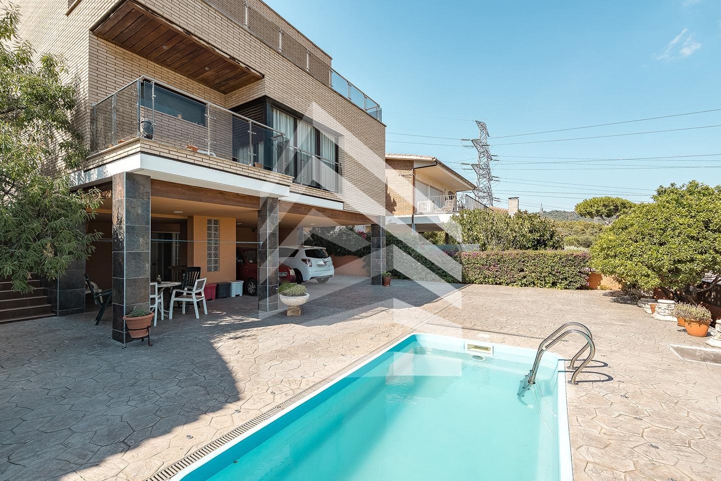 Haus 228 m² in Sant Just Desvern