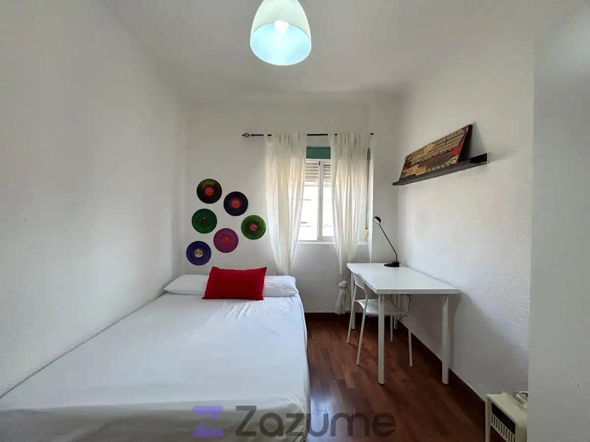 Piso de 90 m² en Granada