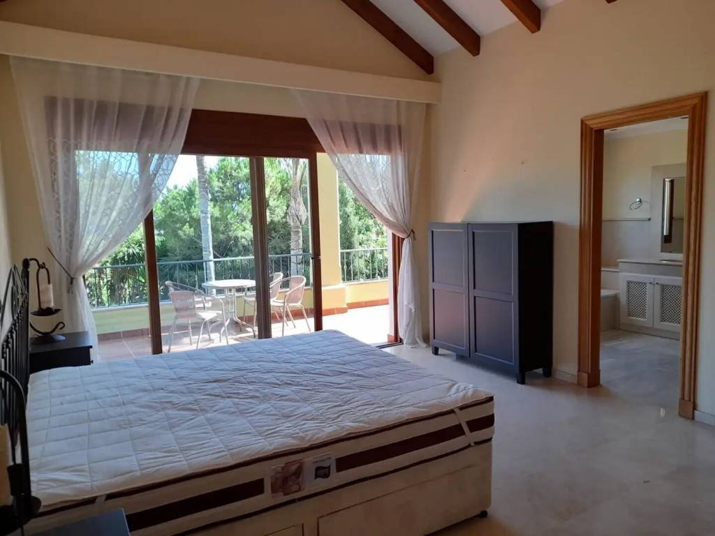 Casa de 752 m² en Estepona