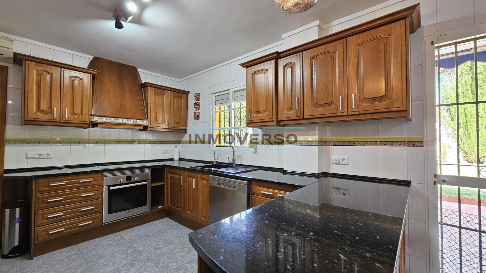 Casa de 404 m² en Vélez-Málaga