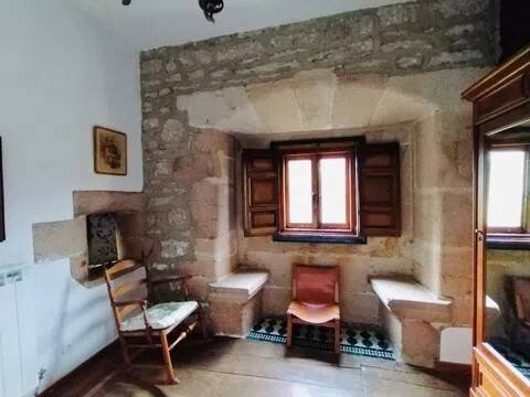 Casa de 213 m² en Espinosa de los Monteros