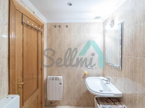 Piso de 40 m² en Oviedo