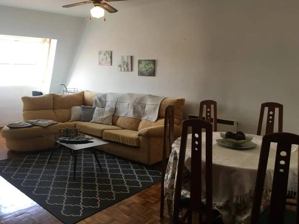 Piso de 70 m² en Ribeira