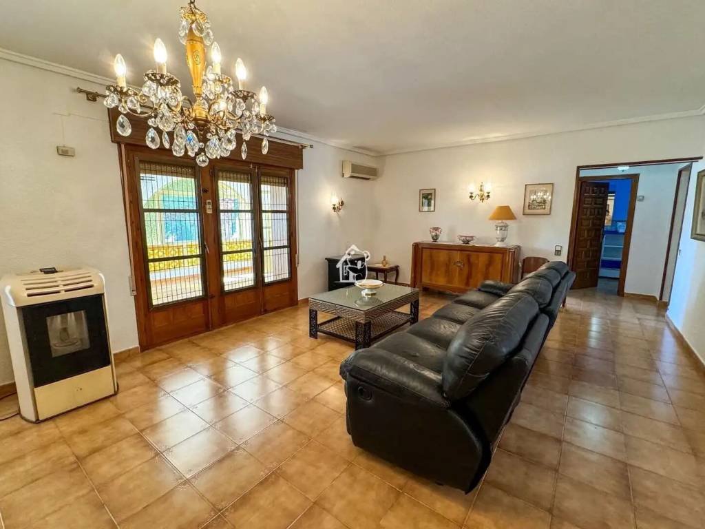 Casa de 1250 m² en Rojales