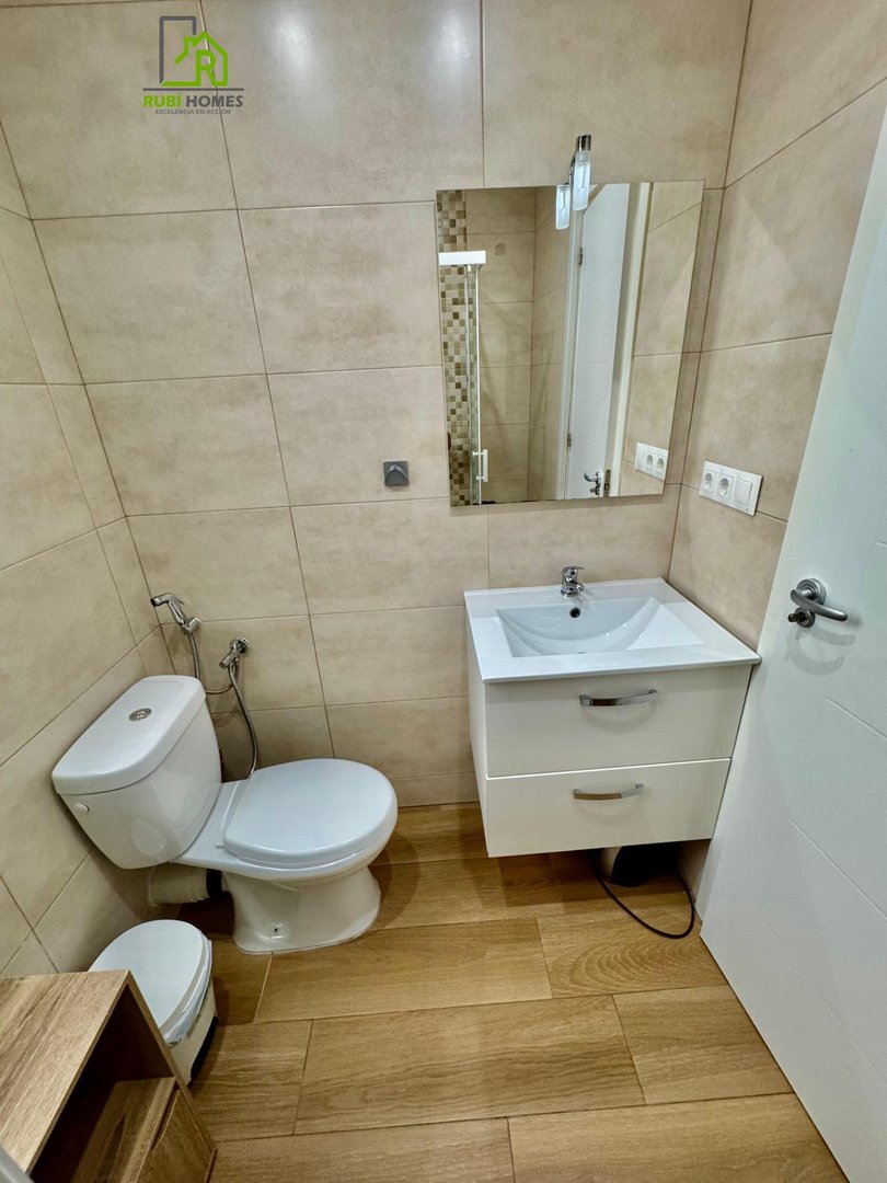 Piso de 83 m² en Granada