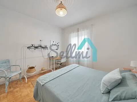 Piso de 106 m² en Oviedo